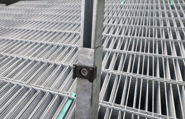 Adapter zur Verstärkung des Pfostenprofils 60/40 mm 54 x 35 x 1200 mm verzinkt (Sichtschutz / hohe Windlast)